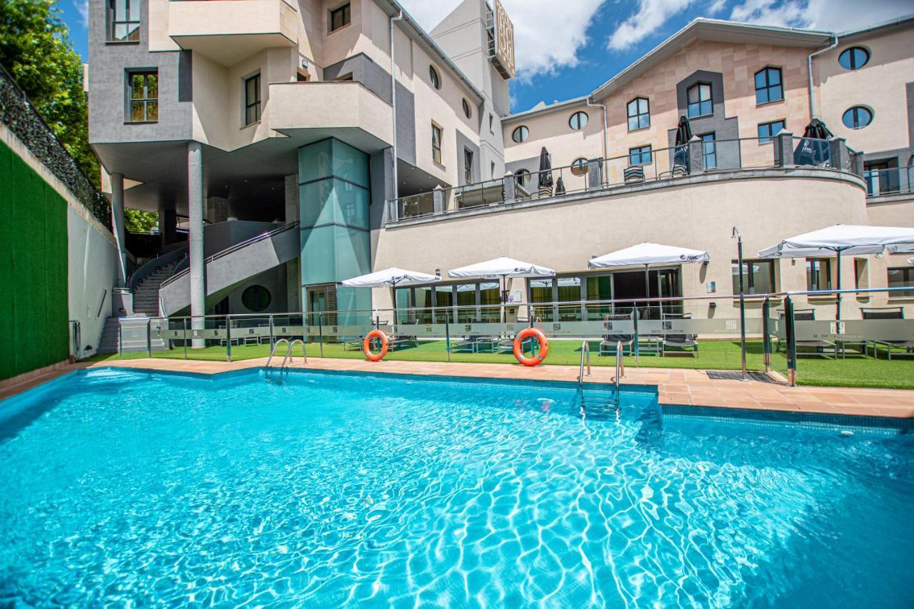 Hotel Badajoz Center Exterior photo