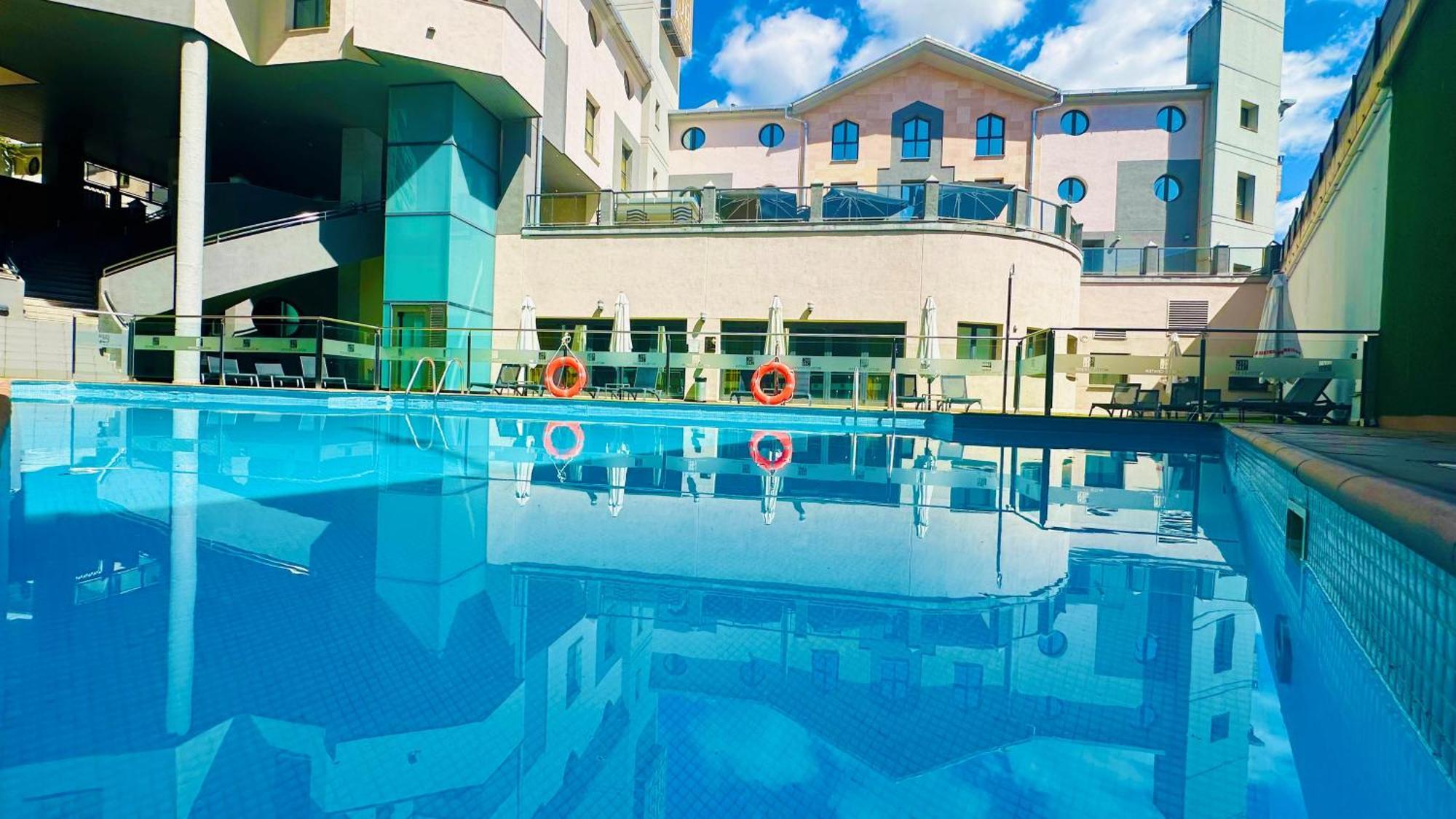 Hotel Badajoz Center Exterior photo
